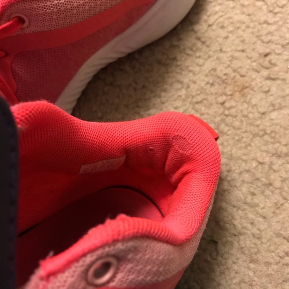 Adidas size 5 - Picture 6 of 8